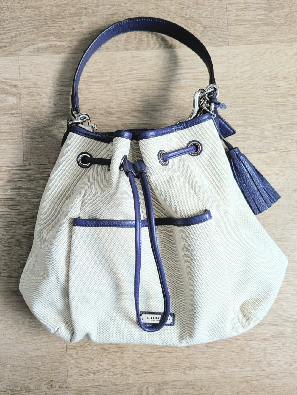 NWOT Coach Avery  Beige & Blue Canvas Drawstring Bucket Crossbody Bag  ($295)